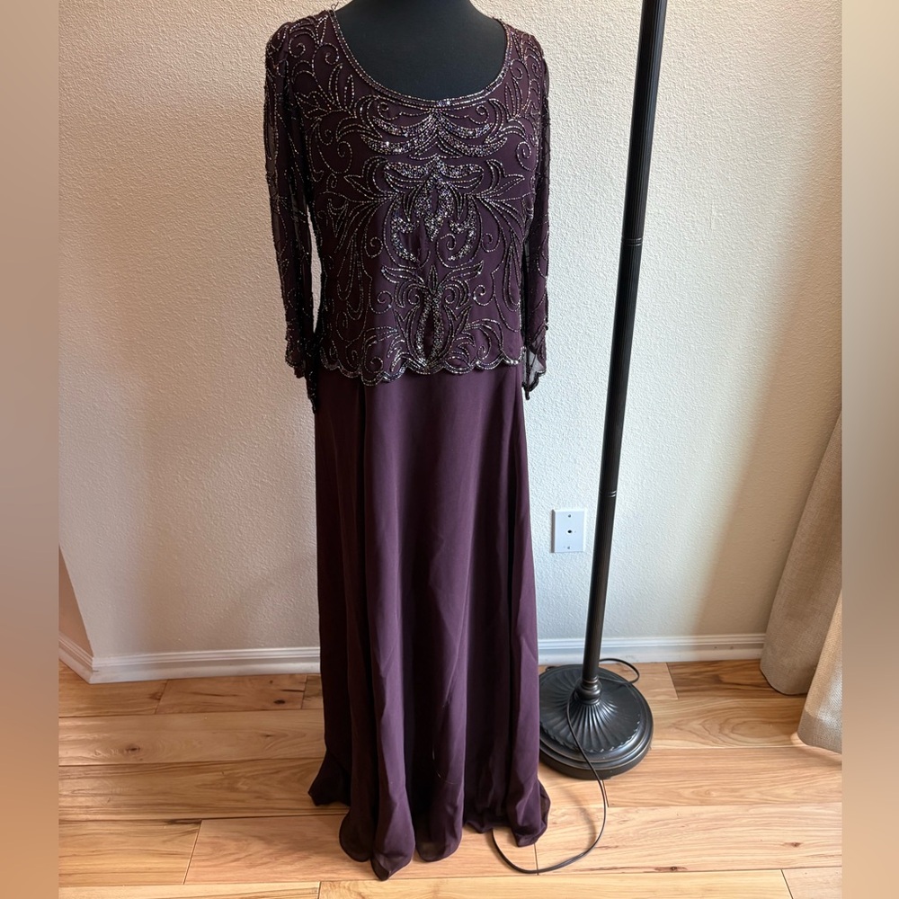 J Kara Plum Long Sleeve Beaded Dress 💜